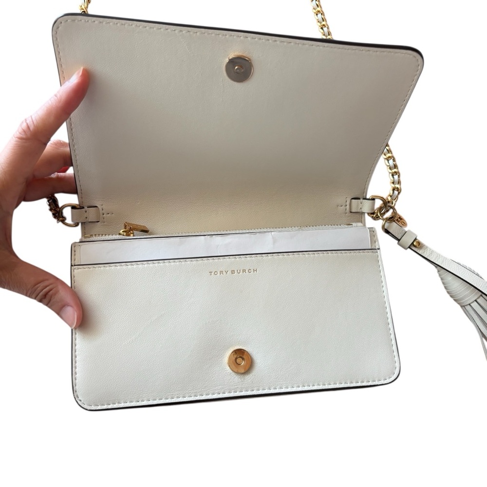 Tory Burch Quilted Floral White Leather Crossbody Bag with Tassel - Picture 5 of 8